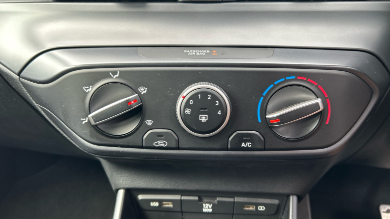 Hyundai BAYON 1.0 TGDi 48V MHEV SE Connect 5dr DCT Petrol Hatchback